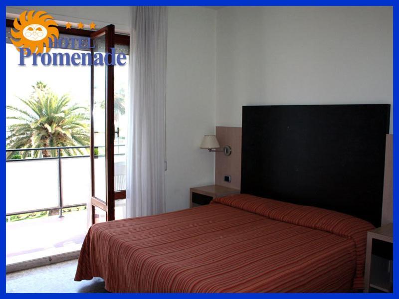 Hotel Promenade Porto SantʼElpidio Pokoj fotografie