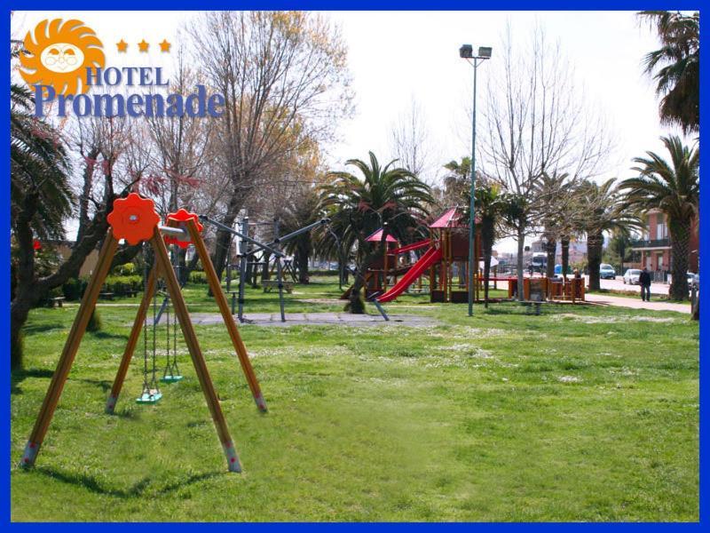 Hotel Promenade Porto SantʼElpidio Exteriér fotografie
