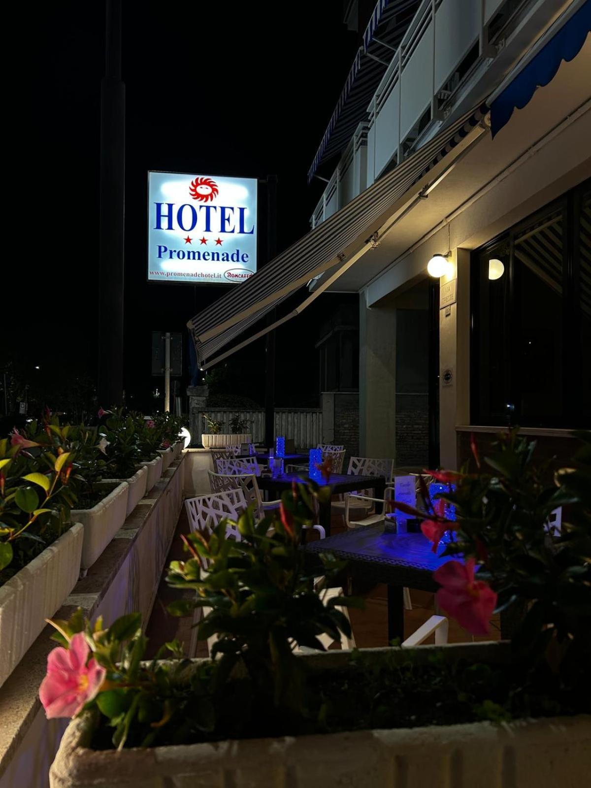 Hotel Promenade Porto SantʼElpidio Exteriér fotografie
